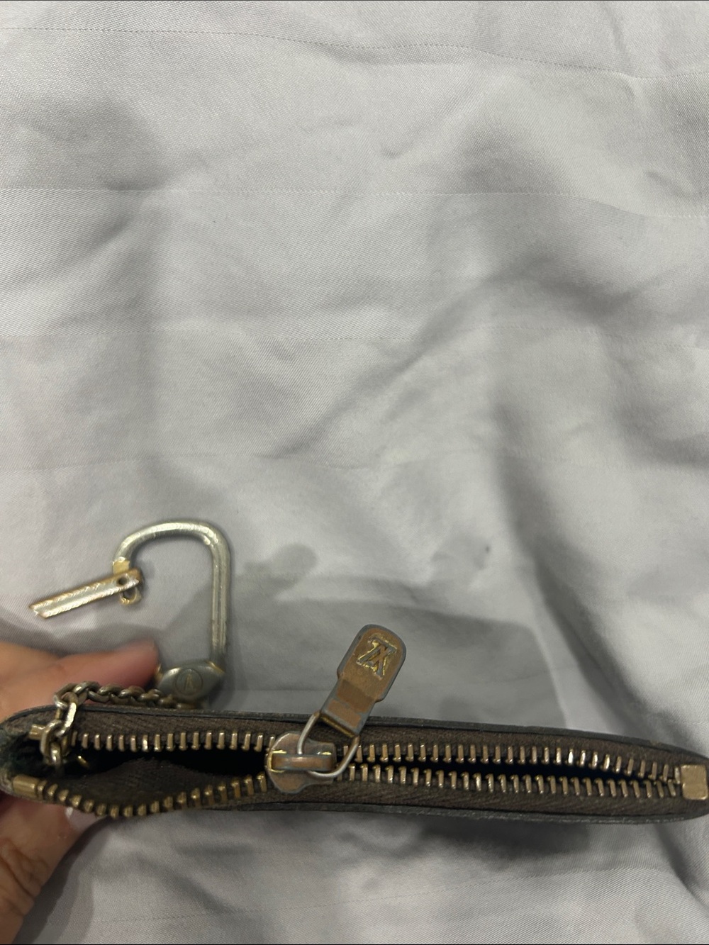 Authentic Louis Vuitton Monogram Zip Pouch Wallet Case Key Chain PLEASE READ - Picture 6 of 6